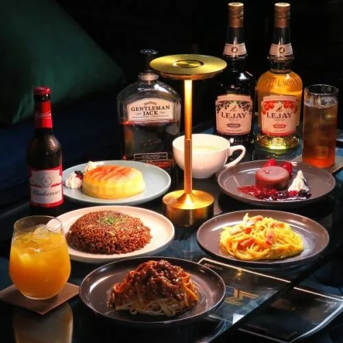 ドリンクやシーシャだけじゃない!フードメニューも充実